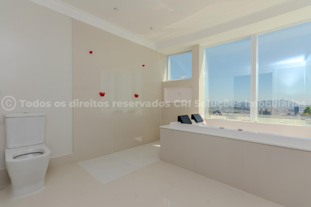 Foto do imóvel Apartamento à venda com 4 suítes e 4 vagas de garagem no One Tower na Barra Sul de Balneário Camboriú