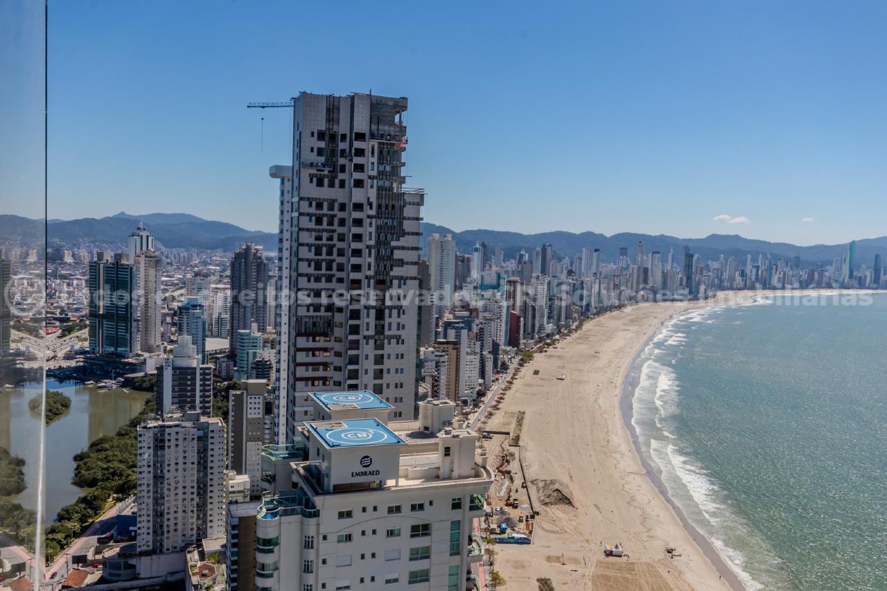 Foto do imóvel Apartamento à venda com 4 suítes e 4 vagas de garagem no One Tower na Barra Sul de Balneário Camboriú