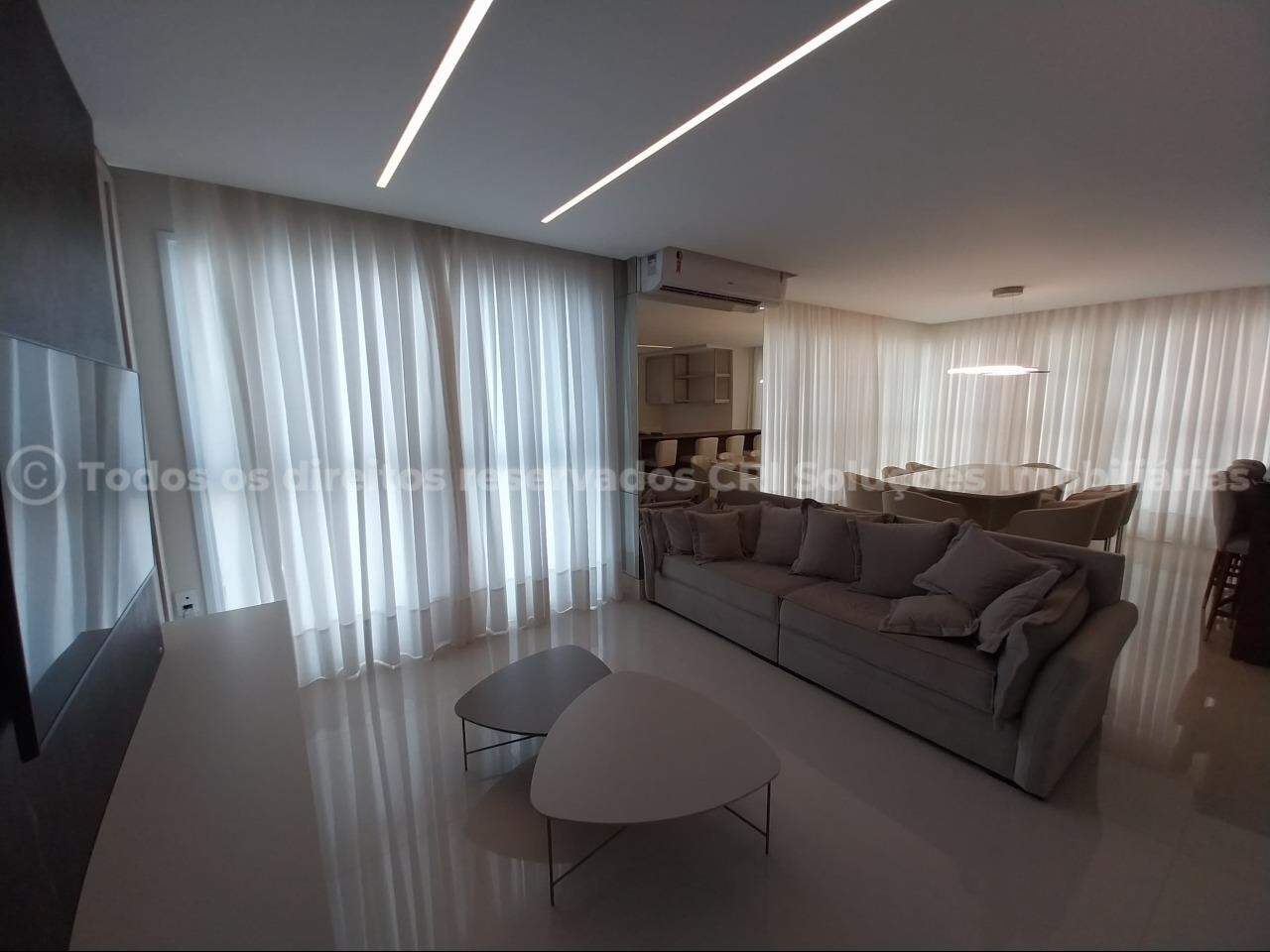 Apartamento com 4 suítes no Eleganza Tower no Centro de Balneário Camboriú