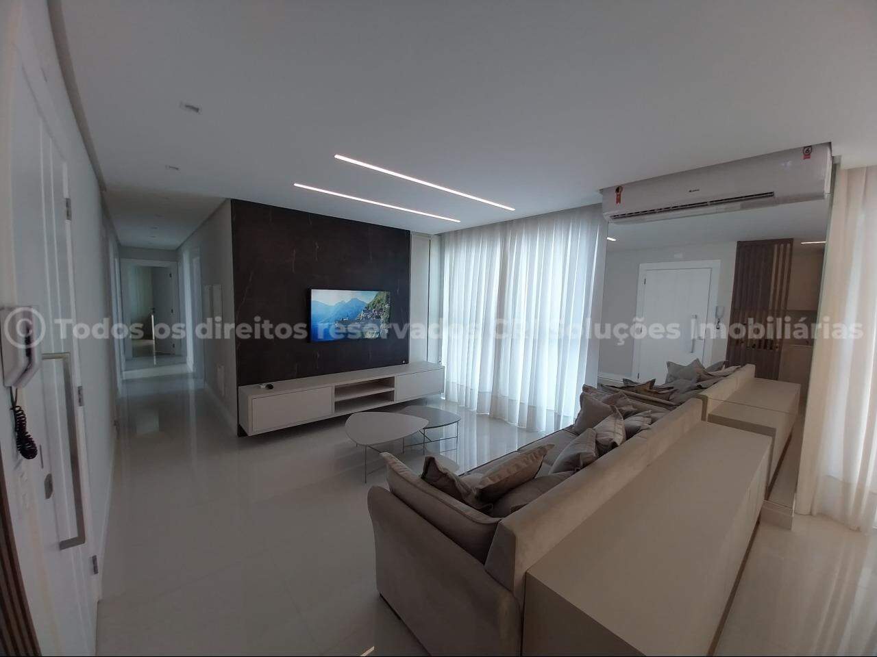 Foto do imóvel Apartamento à venda com 4 suítes e 3 vagas de garagem no Eleganza Tower no centro de Balneário Camboriú