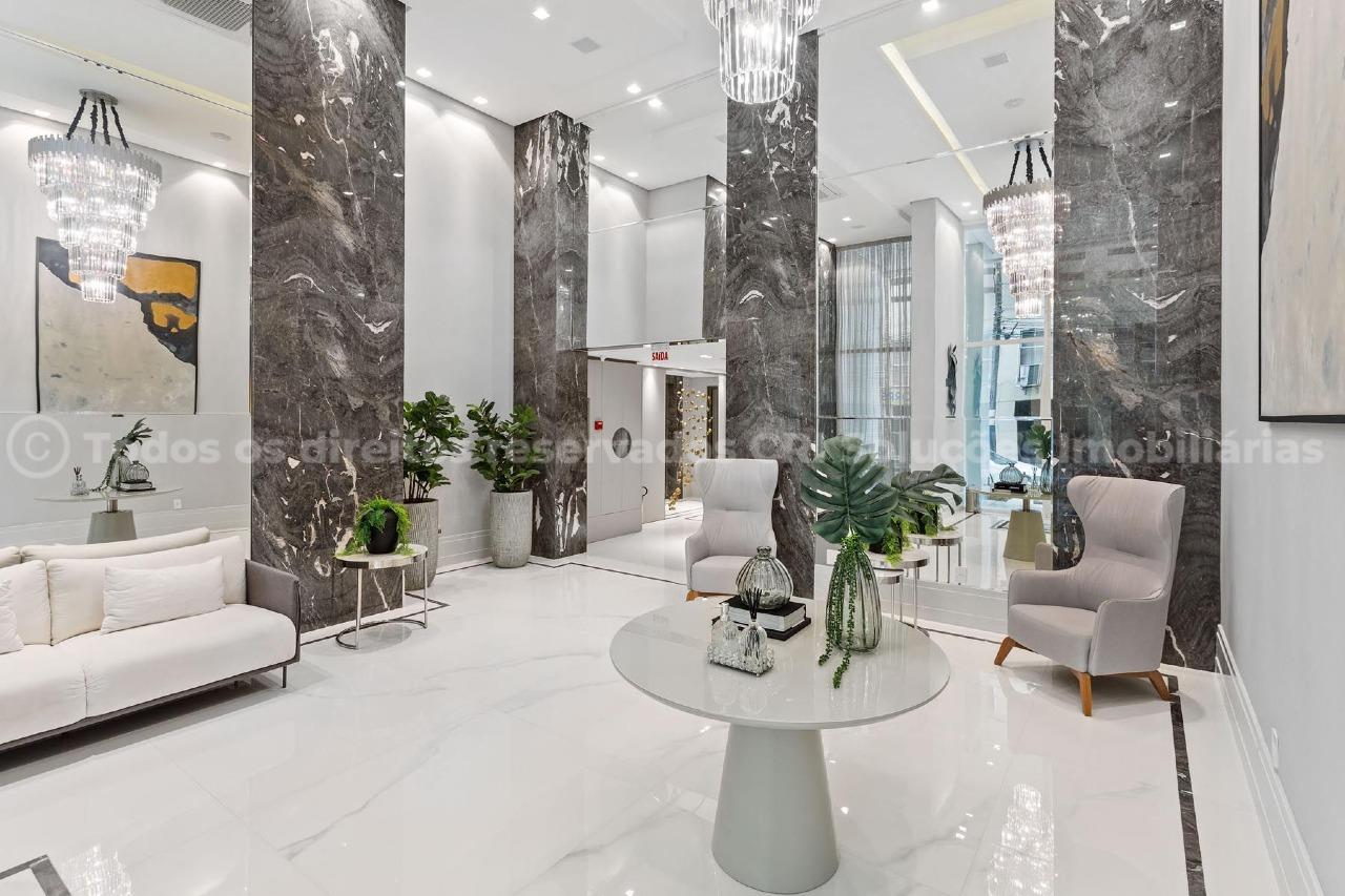 Foto do imóvel Apartamento à venda com 4 suítes e 3 vagas de garagem no Eleganza Tower no centro de Balneário Camboriú