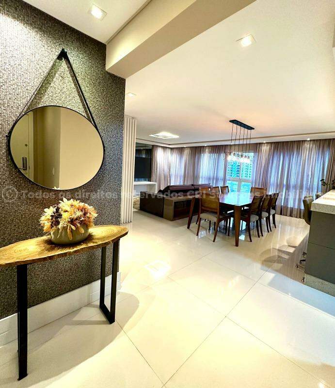 Foto do imóvel Apartamento com 01 Suíte á venda no Edifício Costão da Brava na Praia Brava de Itajaí 