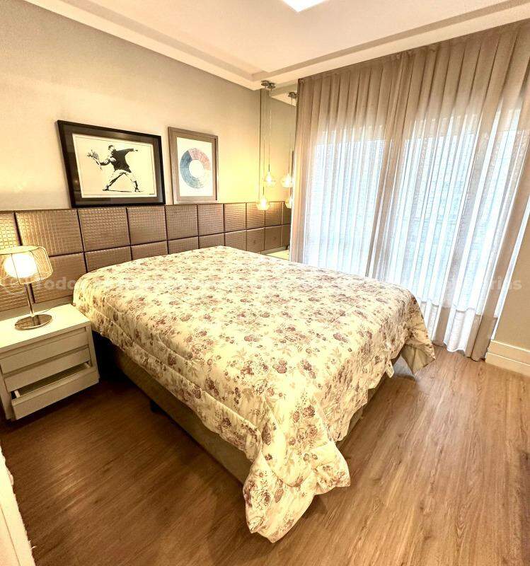 Foto do imóvel Apartamento com 01 Suíte á venda no Edifício Costão da Brava na Praia Brava de Itajaí 