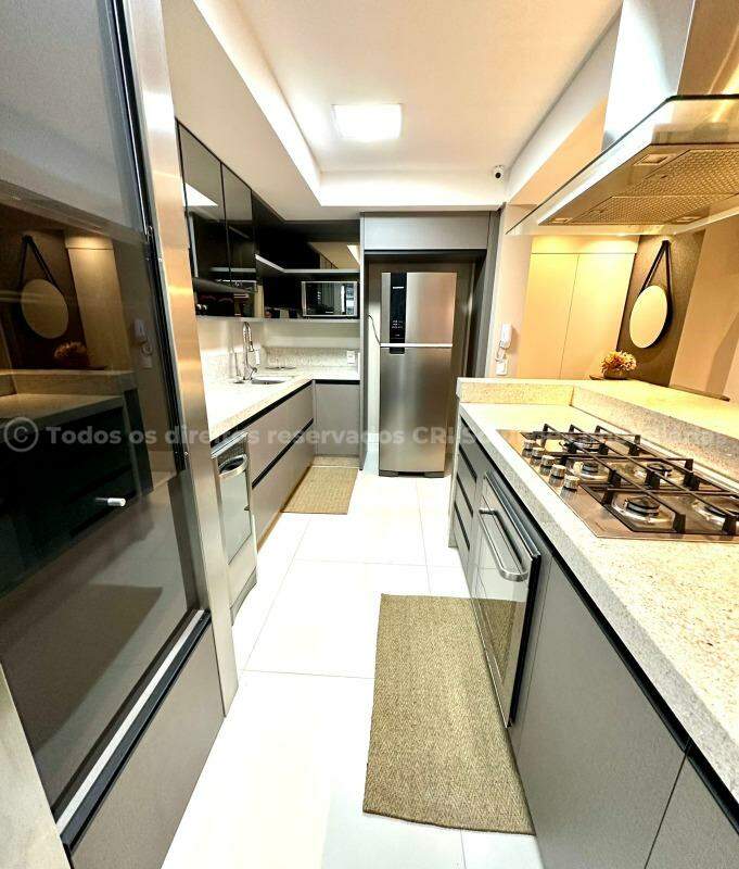 Foto do imóvel Apartamento com 01 Suíte á venda no Edifício Costão da Brava na Praia Brava de Itajaí 