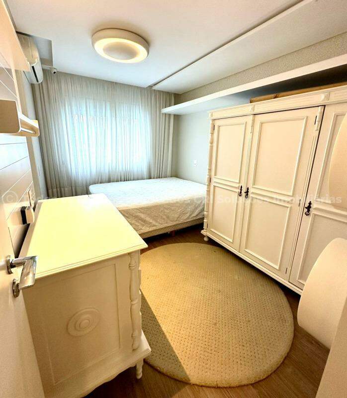 Foto do imóvel Apartamento com 01 Suíte á venda no Edifício Costão da Brava na Praia Brava de Itajaí 