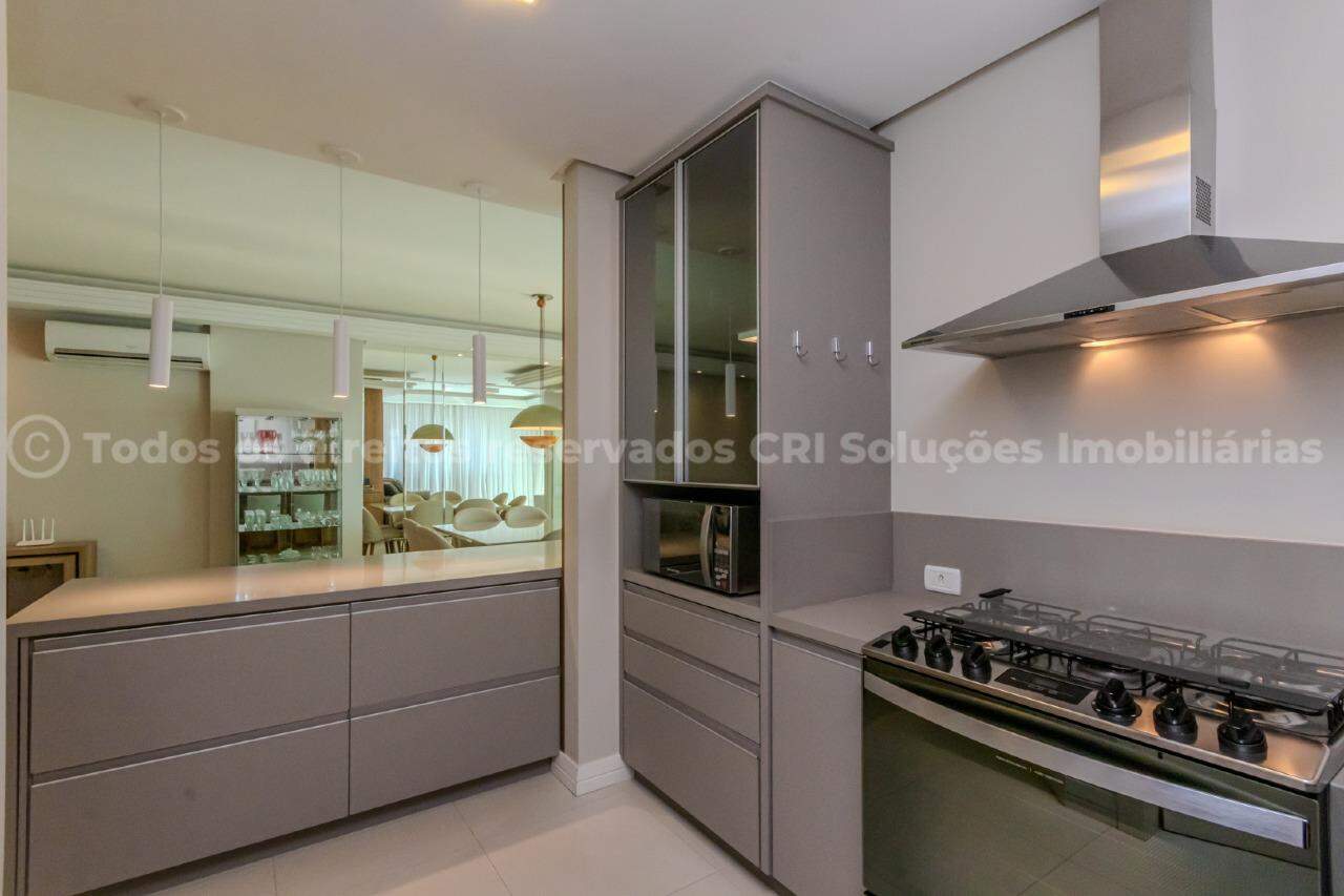Foto do imóvel Apartamento com 4 suítes no Summer Place com vista mar em Itapema