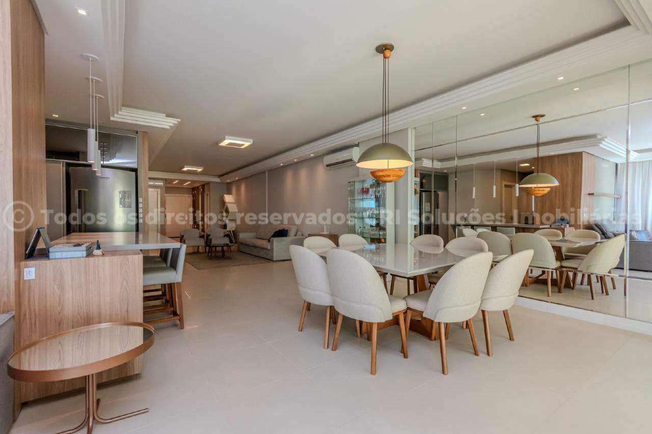 Foto do imóvel Apartamento com 4 suítes no Summer Place com vista mar em Itapema