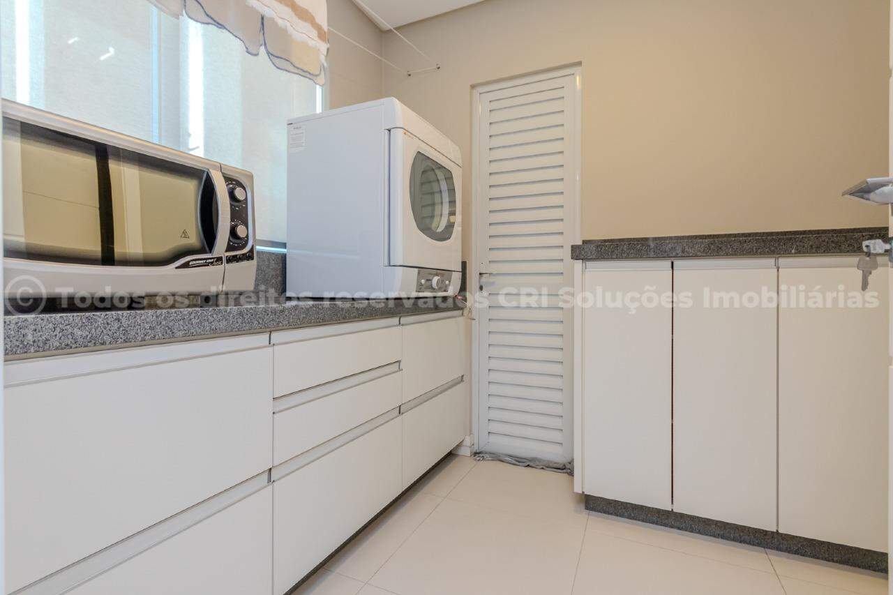 Foto do imóvel Apartamento com 4 suítes no Summer Place com vista mar em Itapema
