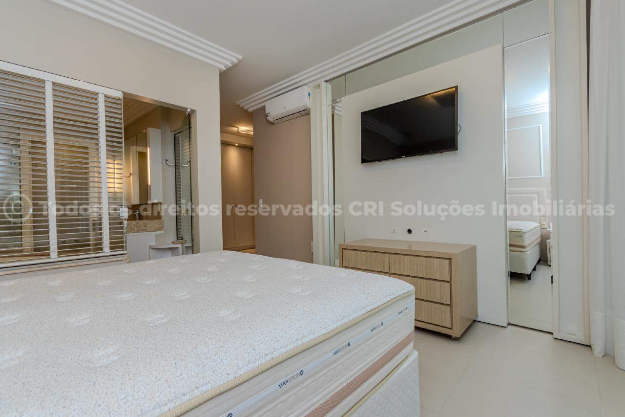 Foto do imóvel Apartamento com 4 suítes no Summer Place com vista mar em Itapema