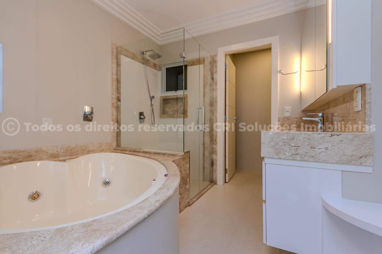 Foto do imóvel Apartamento com 4 suítes no Summer Place com vista mar em Itapema