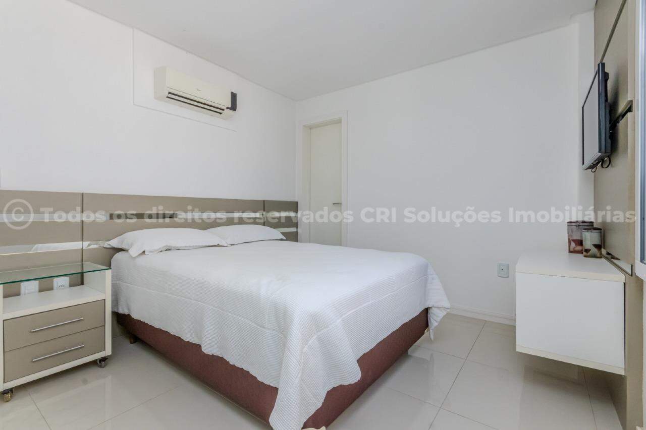 Foto do imóvel Apartamento mobiliado a venda no Residencial Madrid na Meia Praia Itapema