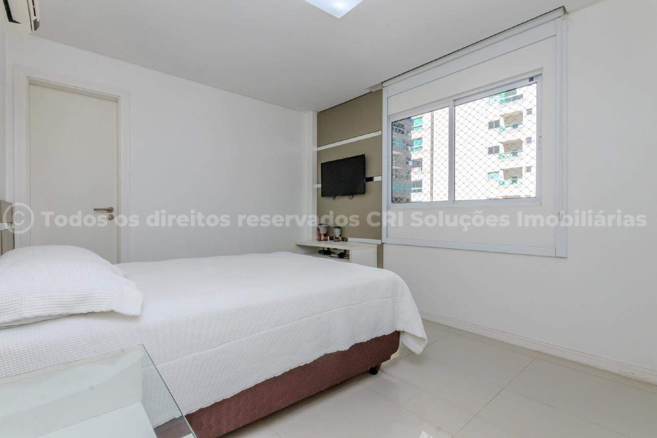 Foto do imóvel Apartamento mobiliado a venda no Residencial Madrid na Meia Praia Itapema