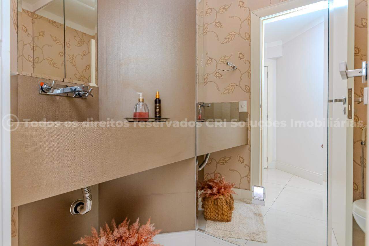 Foto do imóvel Apartamento 3 Suítes no Lago Maggiore Centro Balneário Camboriú
