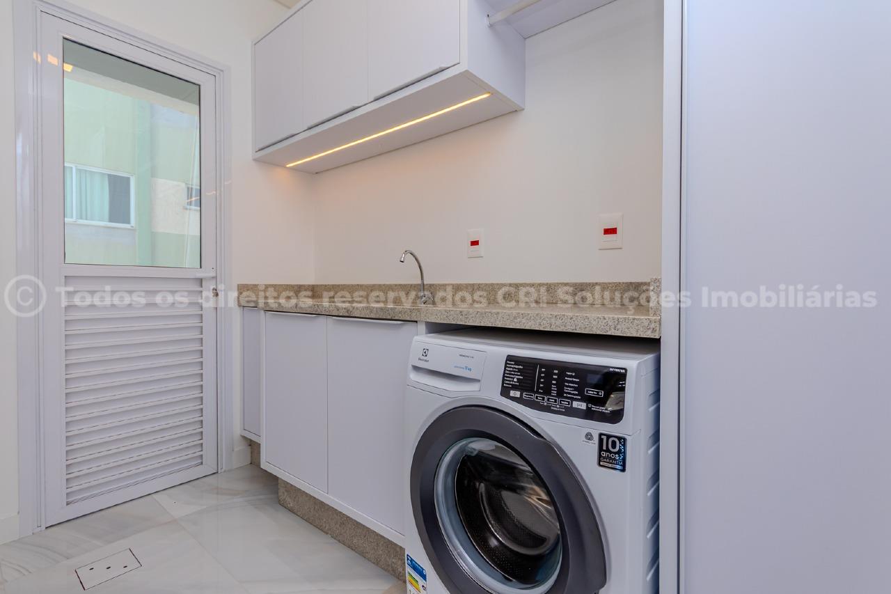 Foto do imóvel Apartamento mobiliado com 4 suítes no Zaha Building em Meia Praia Itapema