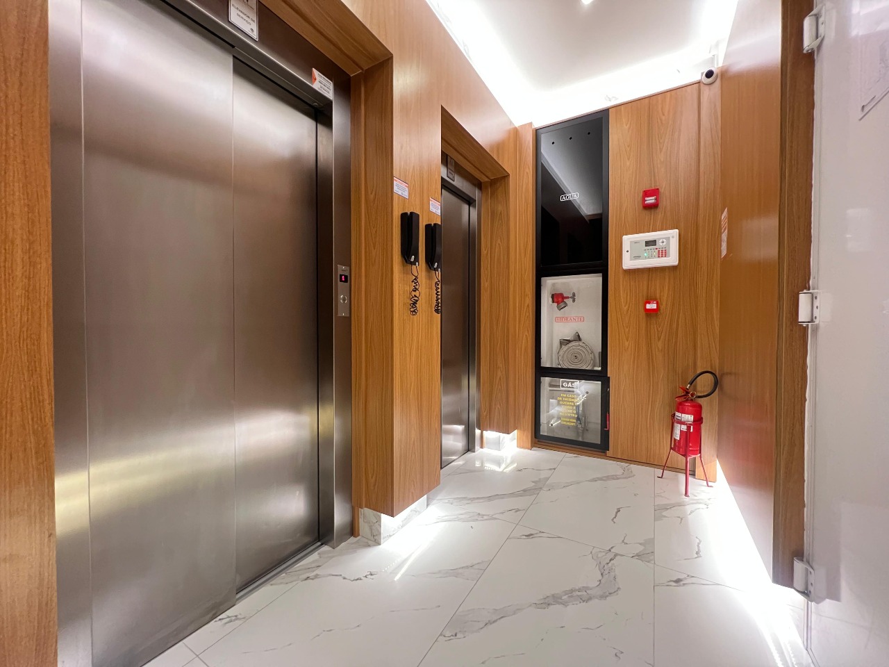 Foto do imóvel Apartamento mobiliado de 3 suítes no Residencial Arcos da Lapa em Itapema na Meia Praia