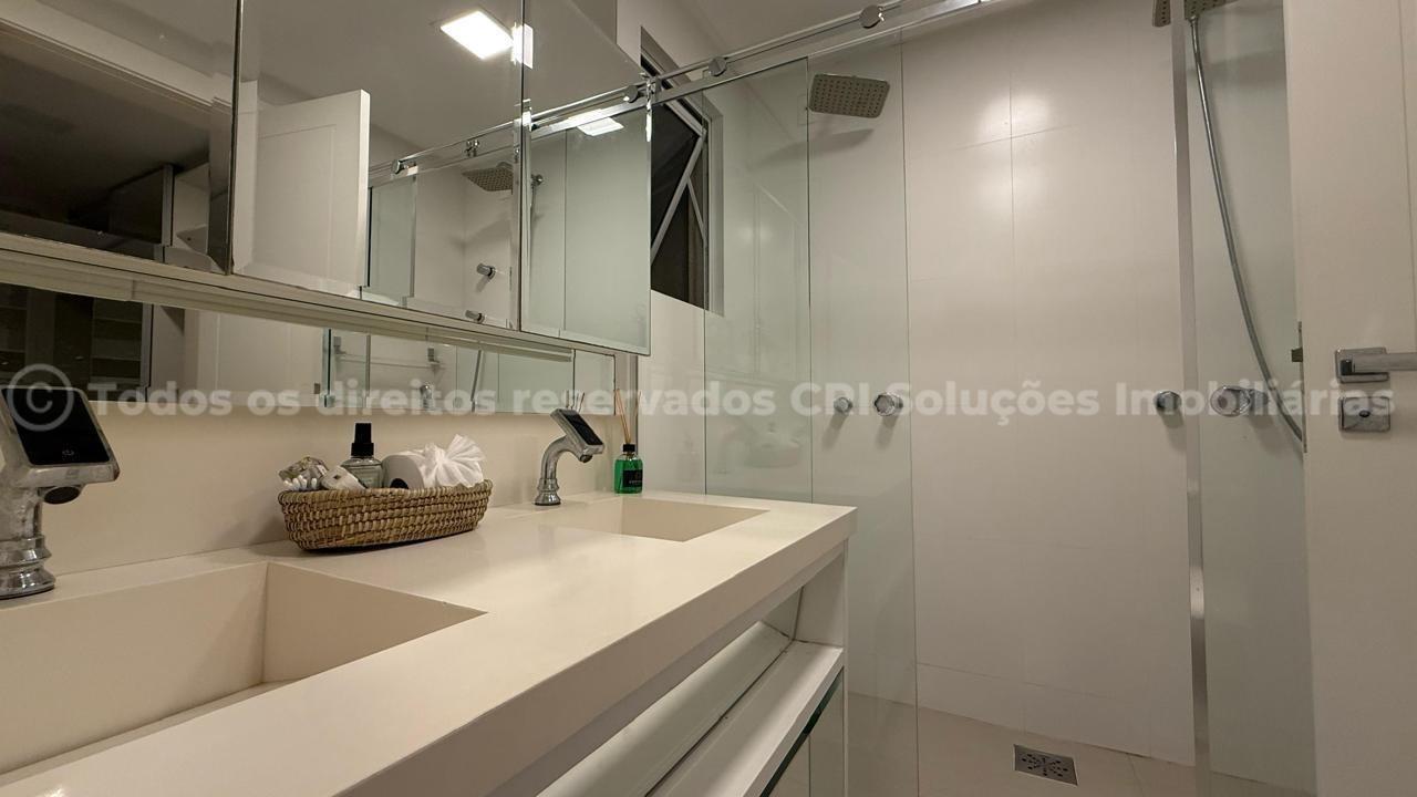 Foto do imóvel Apartamento de 4 Suítes mobiliado no Edifício Grand Royale em Balneário Camboriú | Vida na praia