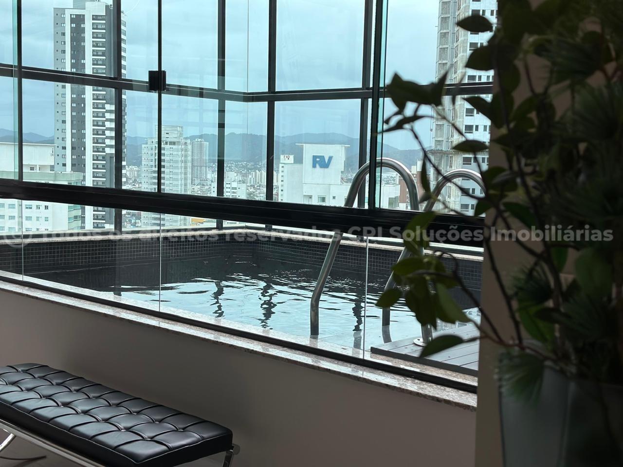 Foto do imóvel Apartamento de 4 Suítes mobiliado no Edifício Grand Royale em Balneário Camboriú | Vida na praia