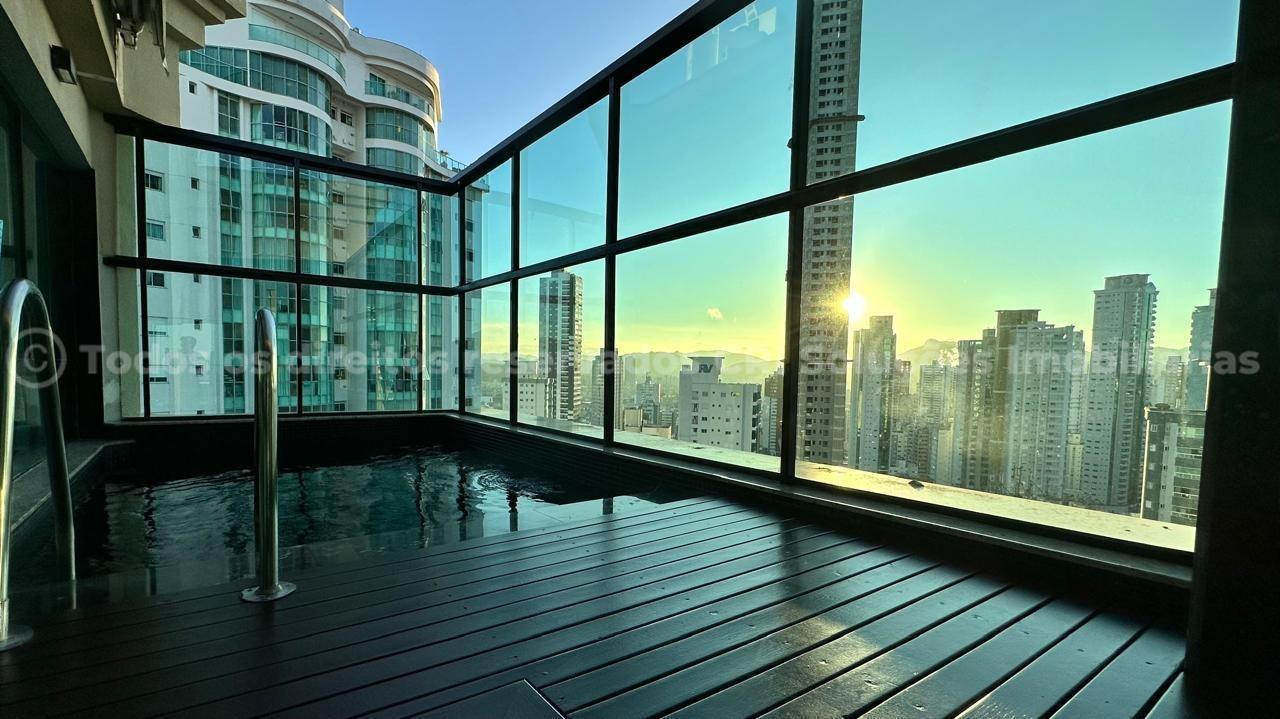 Foto do imóvel Apartamento de 4 Suítes mobiliado no Edifício Grand Royale em Balneário Camboriú | Vida na praia