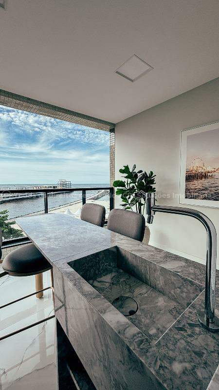 Foto do imóvel Apartamento frente mar em Porto Belo com 127 m² e área de lazer completa