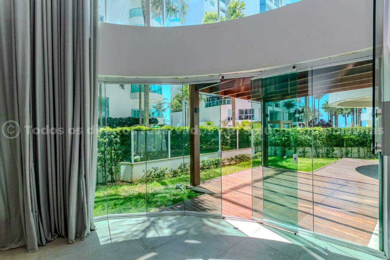 Foto do imóvel Apartamento com 4 dormitórios no Brava Beach na Praia Brava de Itajaí | Vida na praia