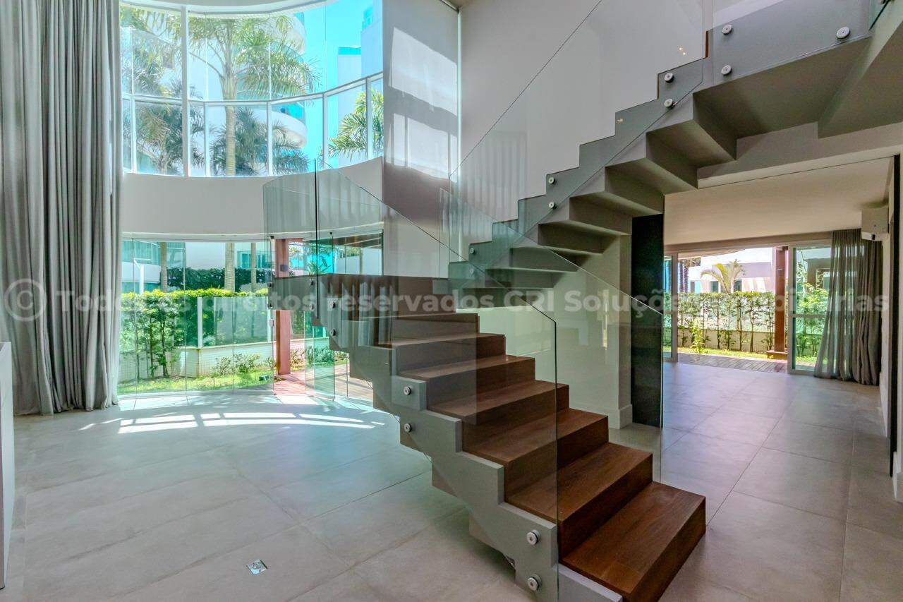 Foto do imóvel Apartamento com 4 dormitórios no Brava Beach na Praia Brava de Itajaí | Vida na praia