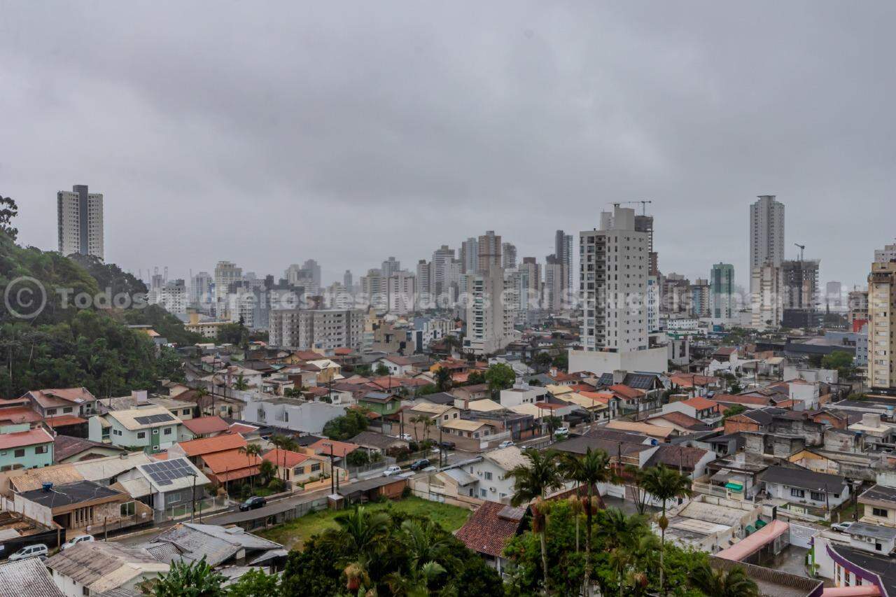 Foto do imóvel Apartamento a venda Edifício Ipê Vila do Verde com 2 Quartos sendo 1 Suíte em Itajai 