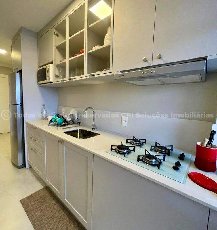 Apartamento á venda com 02 Dormitórios no Edifício Costa Rica na Praia Brava em Itajaí