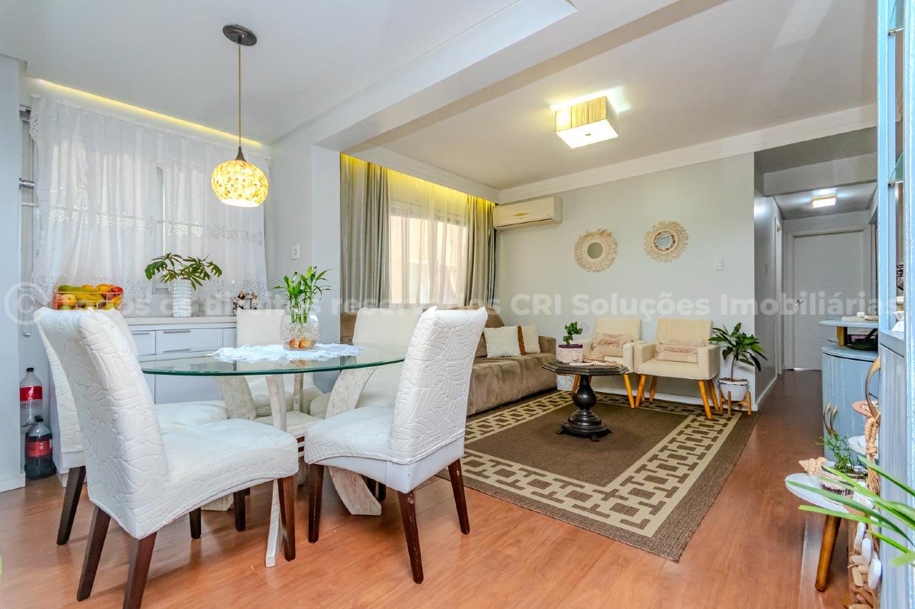 Foto do imóvel Apartamento à venda com 2 suítes e 1 vaga de garagem na famosa Avenida Atlântica, no centro de Balneário Camboriú.