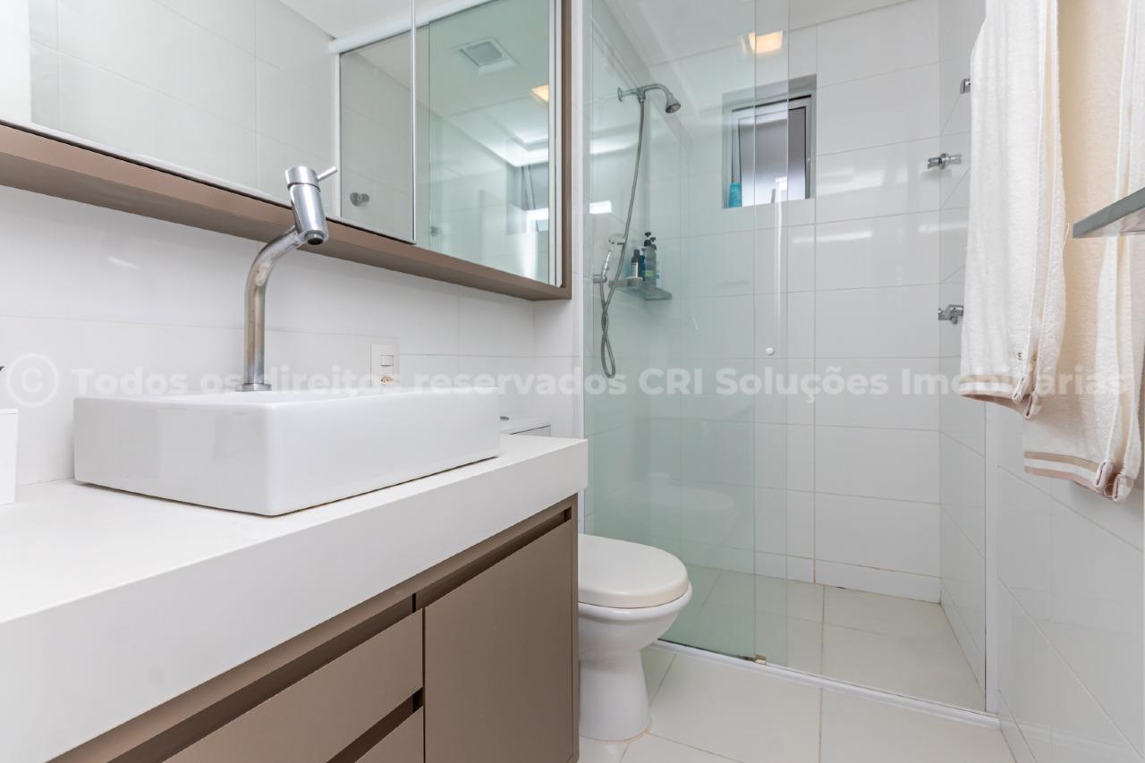 Foto do imóvel Apartamento á venda com 3 suítes amplas no Edifício Porto da Barra, na Barra Sul de Balneário Camboriú