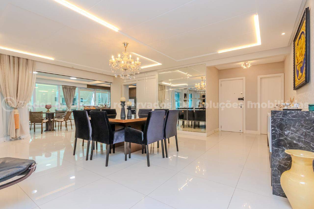 Foto do imóvel Apartamento 5 Suítes no Edifício Imperial Palace Meia Praia Itapema