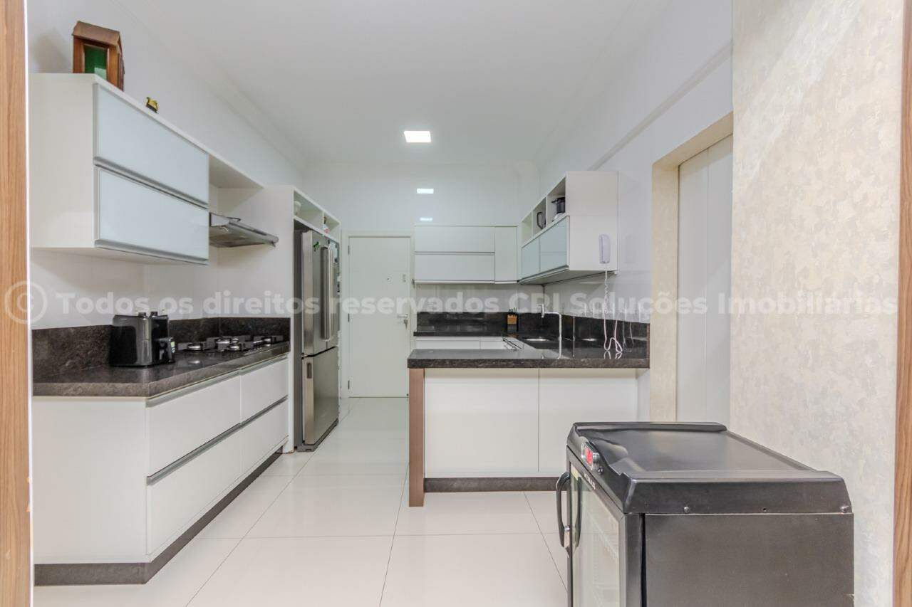 Foto do imóvel Apartamento 5 Suítes no Edifício Imperial Palace Meia Praia Itapema