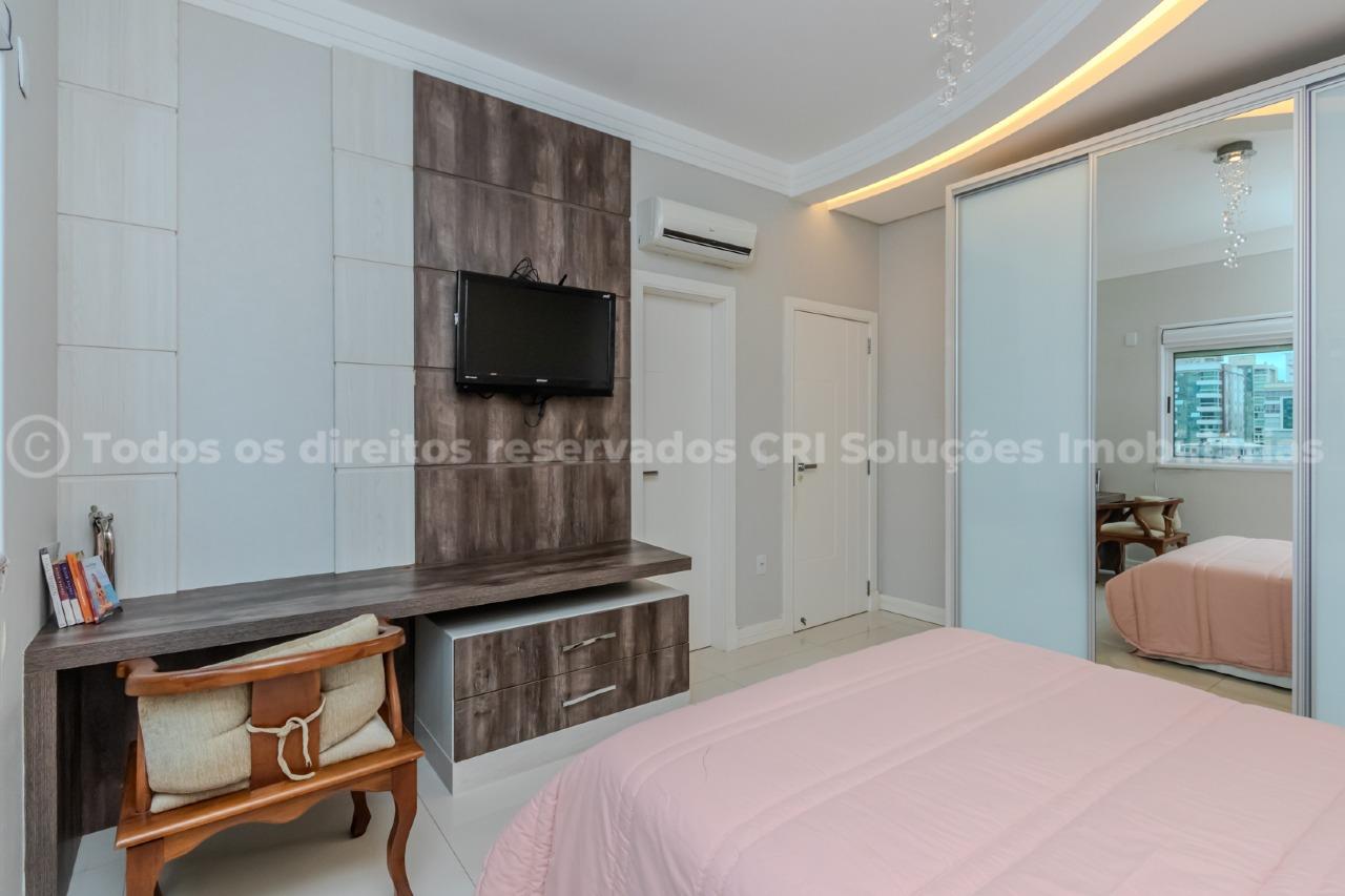 Foto do imóvel Apartamento 5 Suítes no Edifício Imperial Palace Meia Praia Itapema
