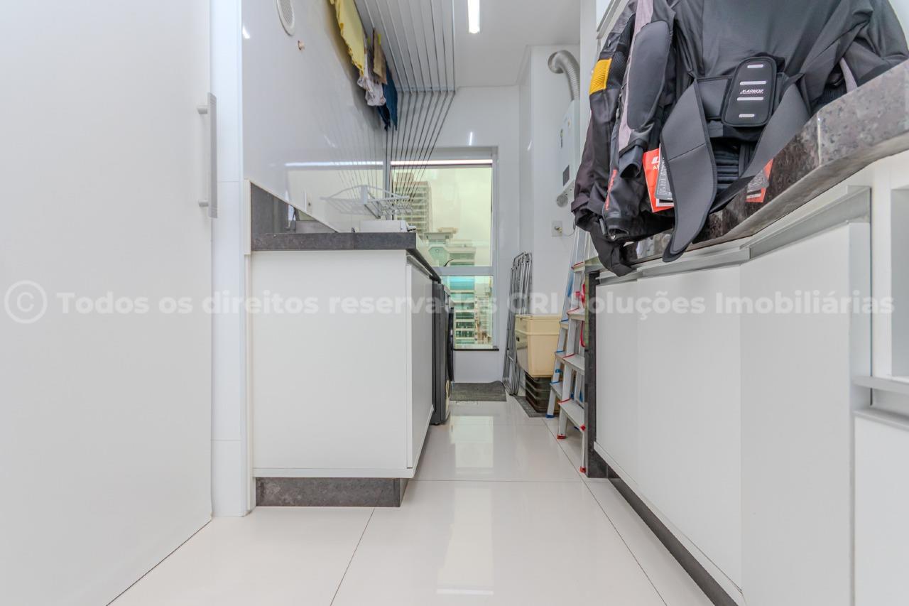 Foto do imóvel Apartamento 5 Suítes no Edifício Imperial Palace Meia Praia Itapema