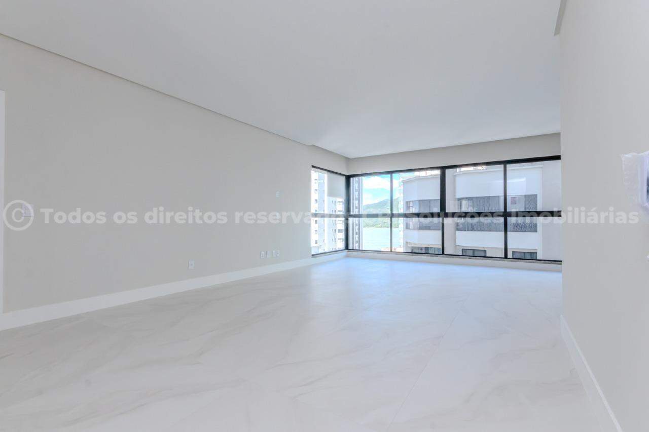 Foto do imóvel Apartamento alto-padrão com 3 suítes e 3 vagas de garagem no South Beach da famosa Barra Sul de Balneário Camboriú