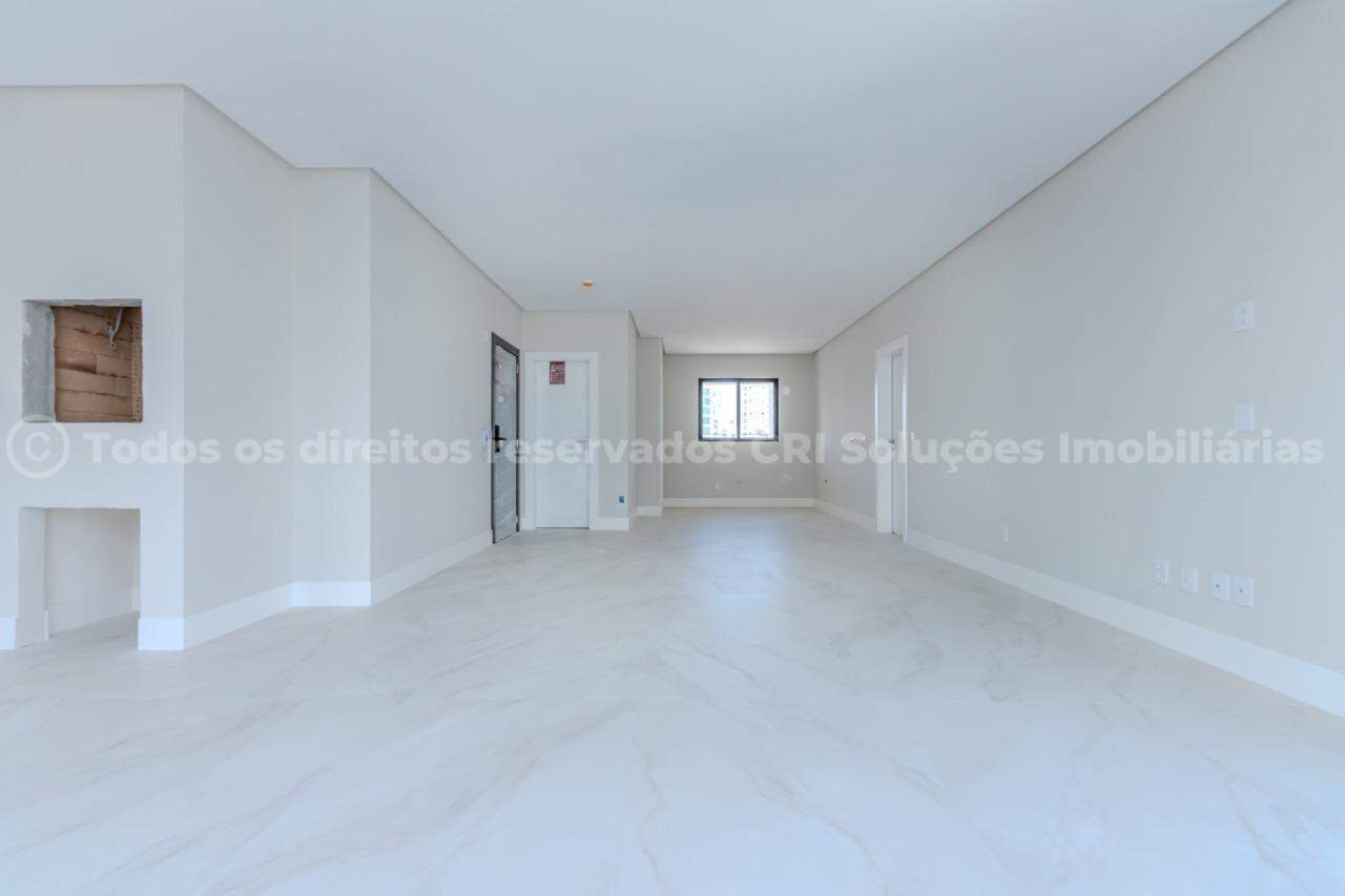 Foto do imóvel Apartamento alto-padrão com 3 suítes e 3 vagas de garagem no South Beach da famosa Barra Sul de Balneário Camboriú