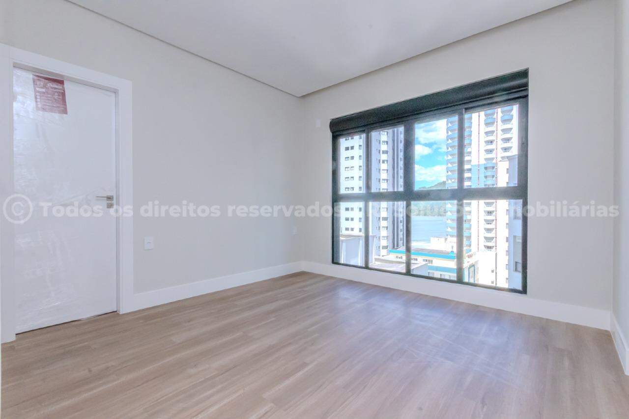 Foto do imóvel Apartamento alto-padrão com 3 suítes e 3 vagas de garagem no South Beach da famosa Barra Sul de Balneário Camboriú