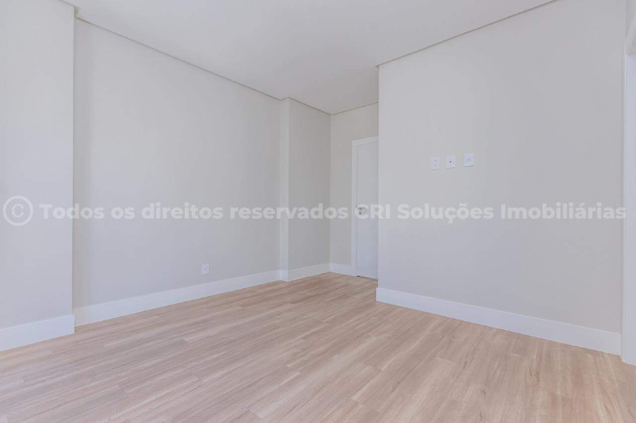 Foto do imóvel Apartamento alto-padrão com 3 suítes e 3 vagas de garagem no South Beach da famosa Barra Sul de Balneário Camboriú