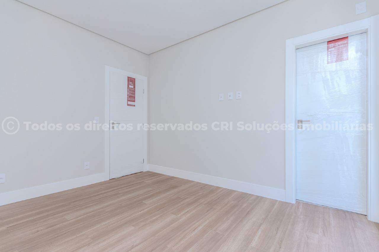 Foto do imóvel Apartamento alto-padrão com 3 suítes e 3 vagas de garagem no South Beach da famosa Barra Sul de Balneário Camboriú
