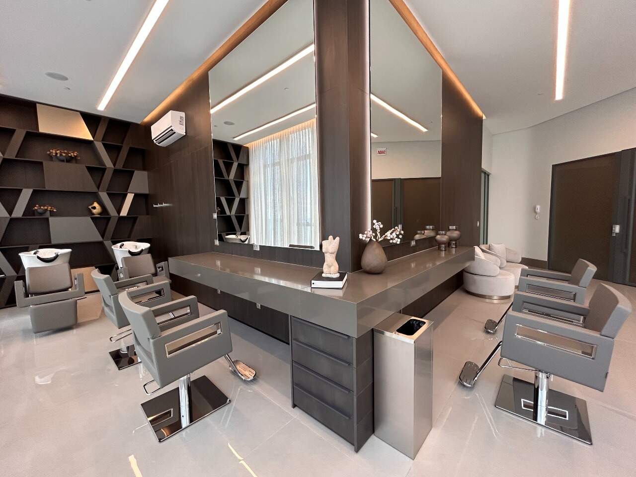 Foto do imóvel Apartamento a venda com 04 Quartos no Yachthouse em Balneário Camboriú 