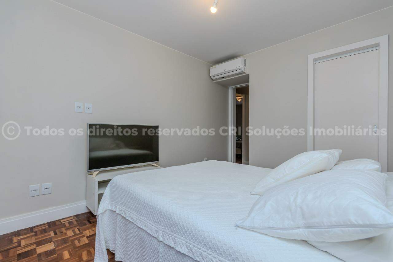 Foto do imóvel Apartamento à venda com 3 quartos sendo 1 suíte e 2 vagas de garagem no Edifício Antares na Barra Norte de Balneário Camboriú
