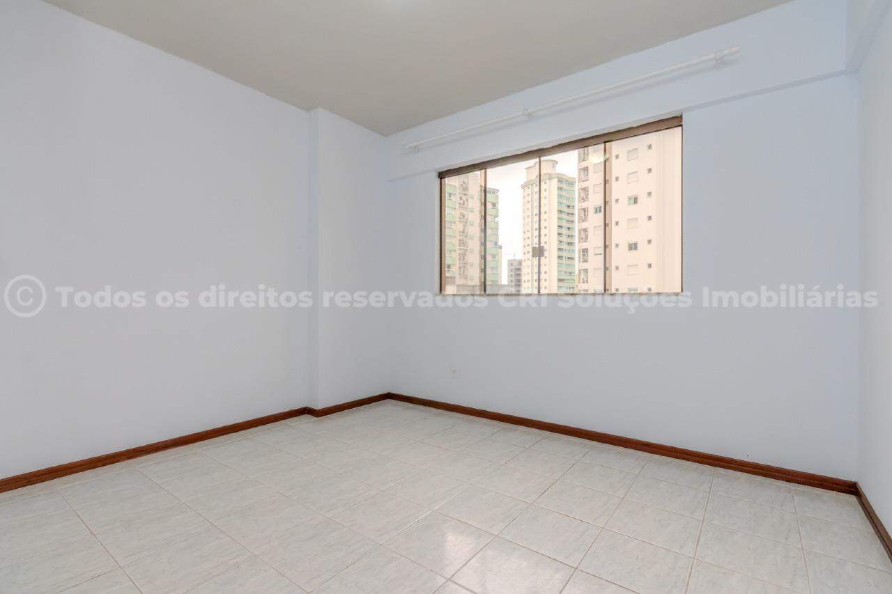 Foto do imóvel Apartamento à venda com 2 dormitórios no Edifício Dom Gabriel no Centro de Balneário Camboriú