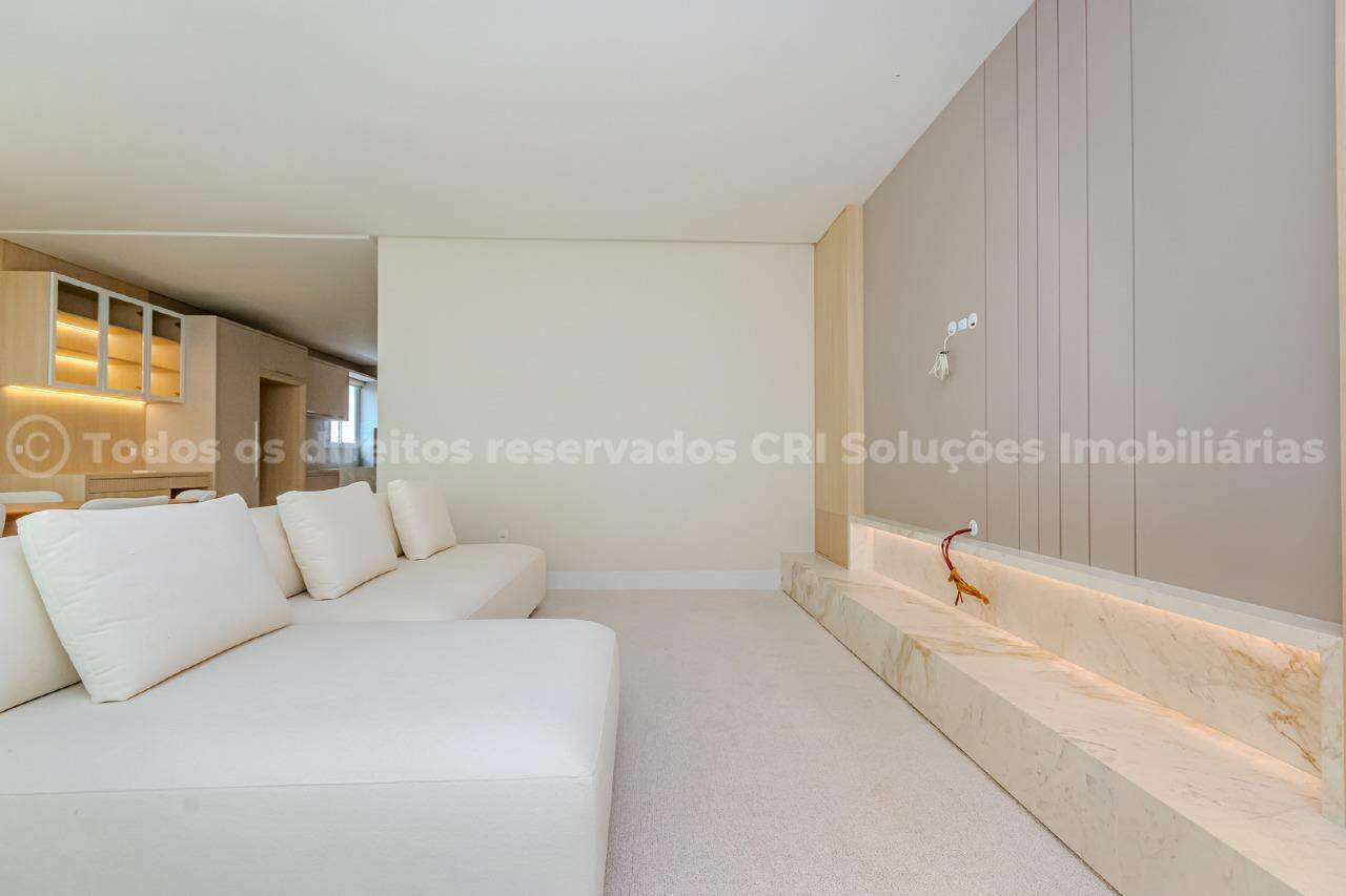 Foto do imóvel Apartamento alto-padrão à venda com 3 suítes e 2 vagas de garagem no Camboriú Tower Residence no Fazenda em Itajaí.