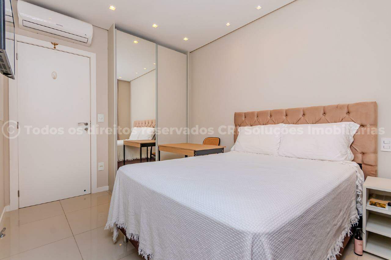 Foto do imóvel Apartamento Mobiliado á venda com 03 Suítes no Edifício Império das Ondas em Balneário Camboriú