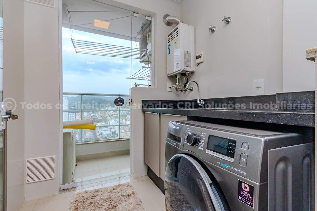 Foto do imóvel Apartamento Mobiliado á venda com 03 Suítes no Edifício Império das Ondas em Balneário Camboriú