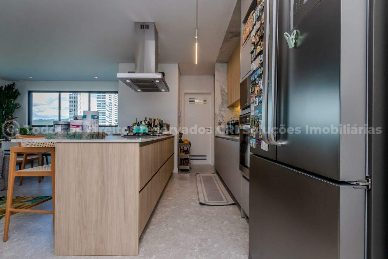 Foto do imóvel Apartamento à venda no Edifício Colina da Brava com 3 suítes na Praia Brava em Itajaí | Vida na praia