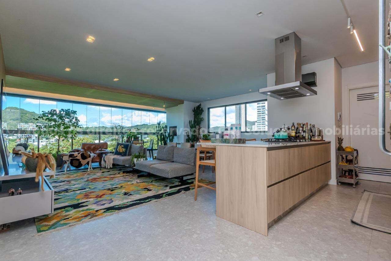 Foto do imóvel Apartamento à venda no Edifício Colina da Brava com 3 suítes na Praia Brava em Itajaí | Vida na praia