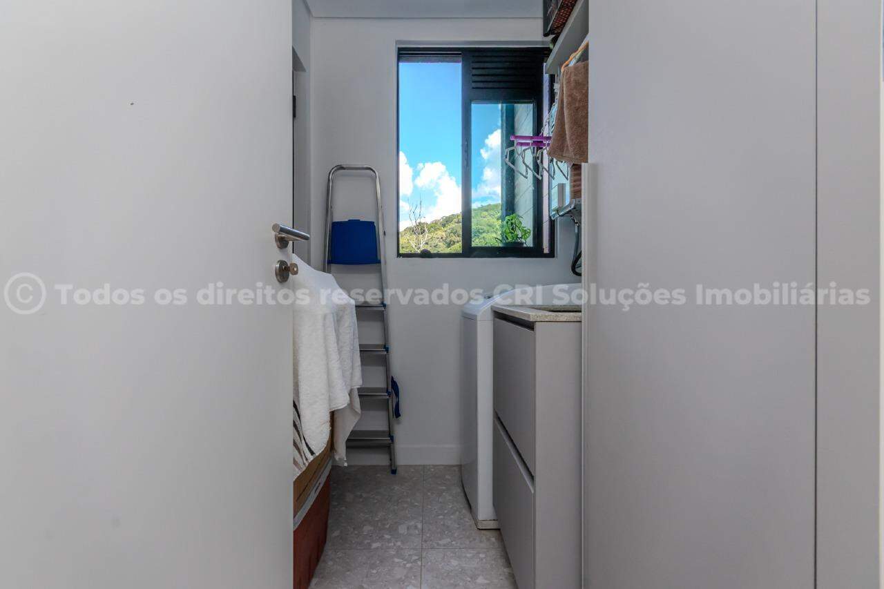 Foto do imóvel Apartamento à venda no Edifício Colina da Brava com 3 suítes na Praia Brava em Itajaí | Vida na praia