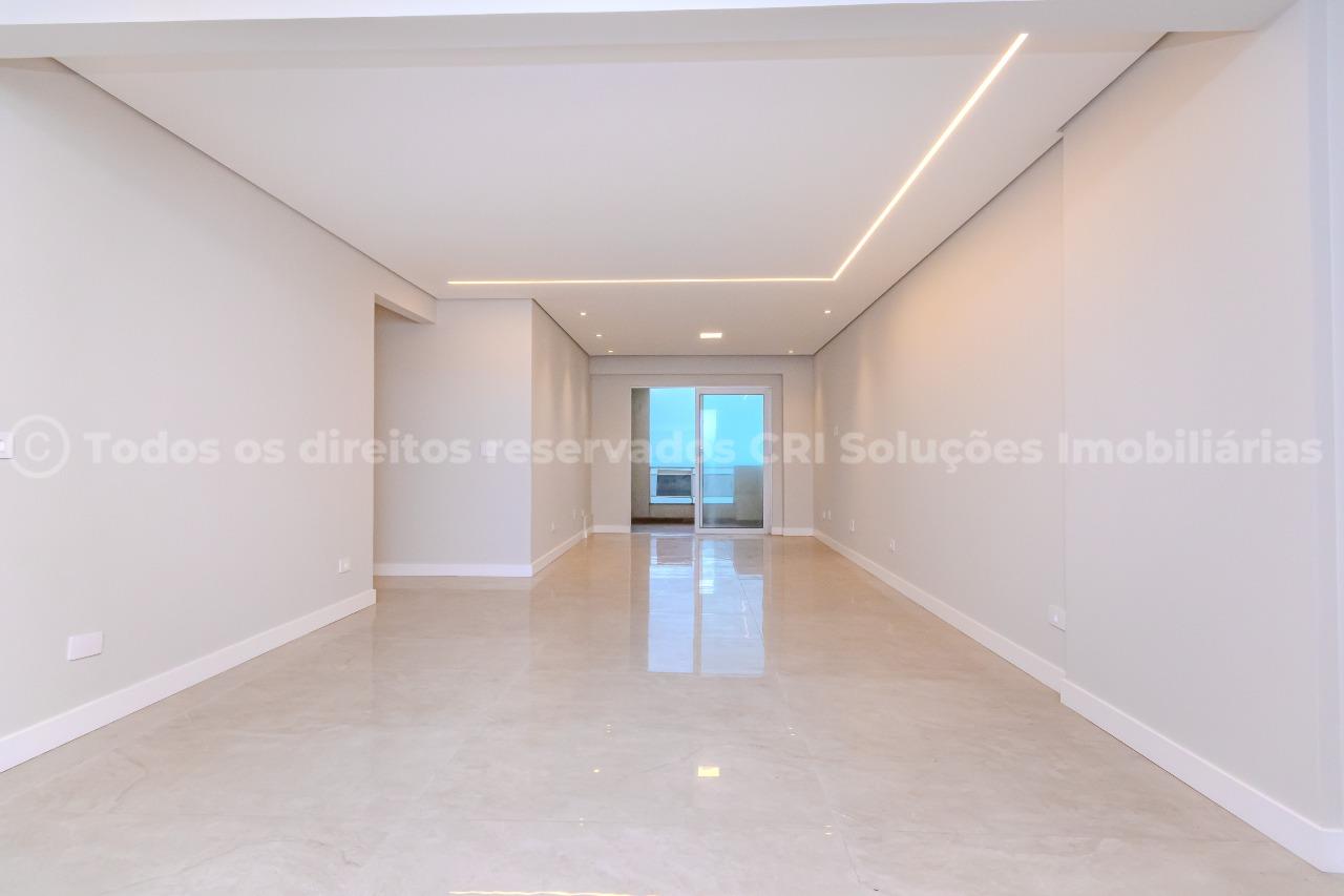 Foto do imóvel Apartamento frente mar à venda com 4 dormitórios no Edifício Saint Tropez em Balneário Camboriú