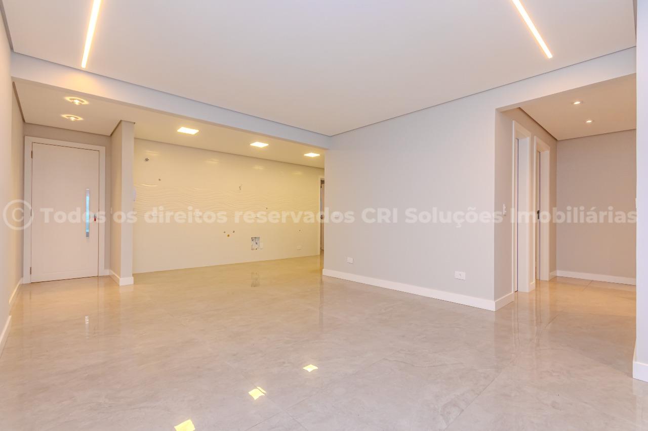 Foto do imóvel Apartamento frente mar à venda com 4 dormitórios no Edifício Saint Tropez em Balneário Camboriú