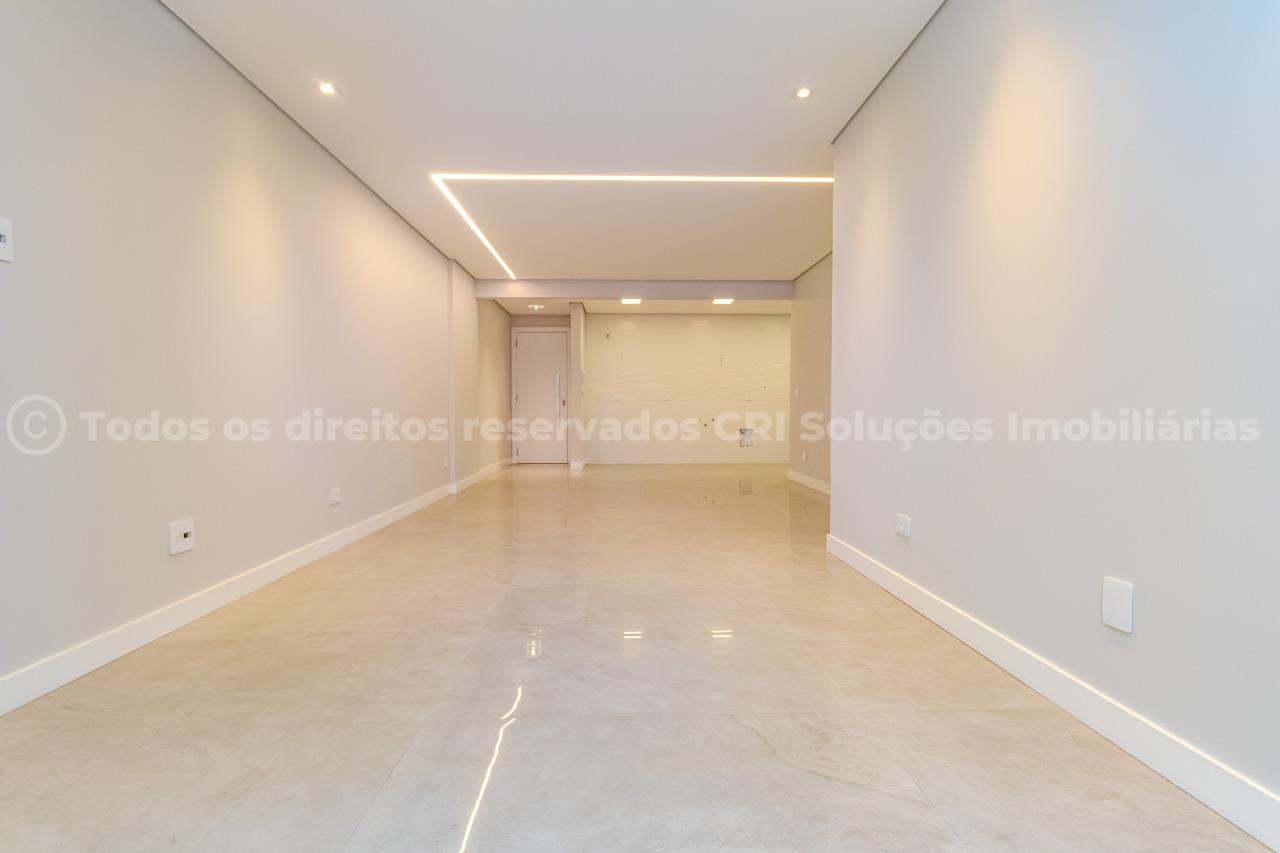 Foto do imóvel Apartamento frente mar à venda com 4 dormitórios no Edifício Saint Tropez em Balneário Camboriú